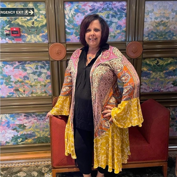 Meet your Posher, Michele - Picture 2 of 5